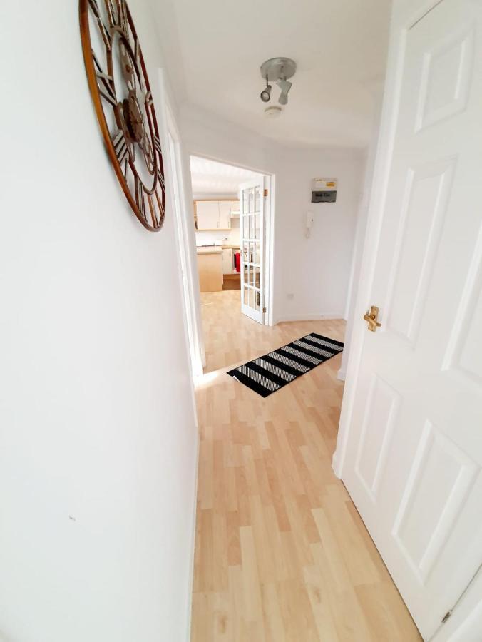 Chelmsford Town Centre Apartments With Car Parking מראה חיצוני תמונה